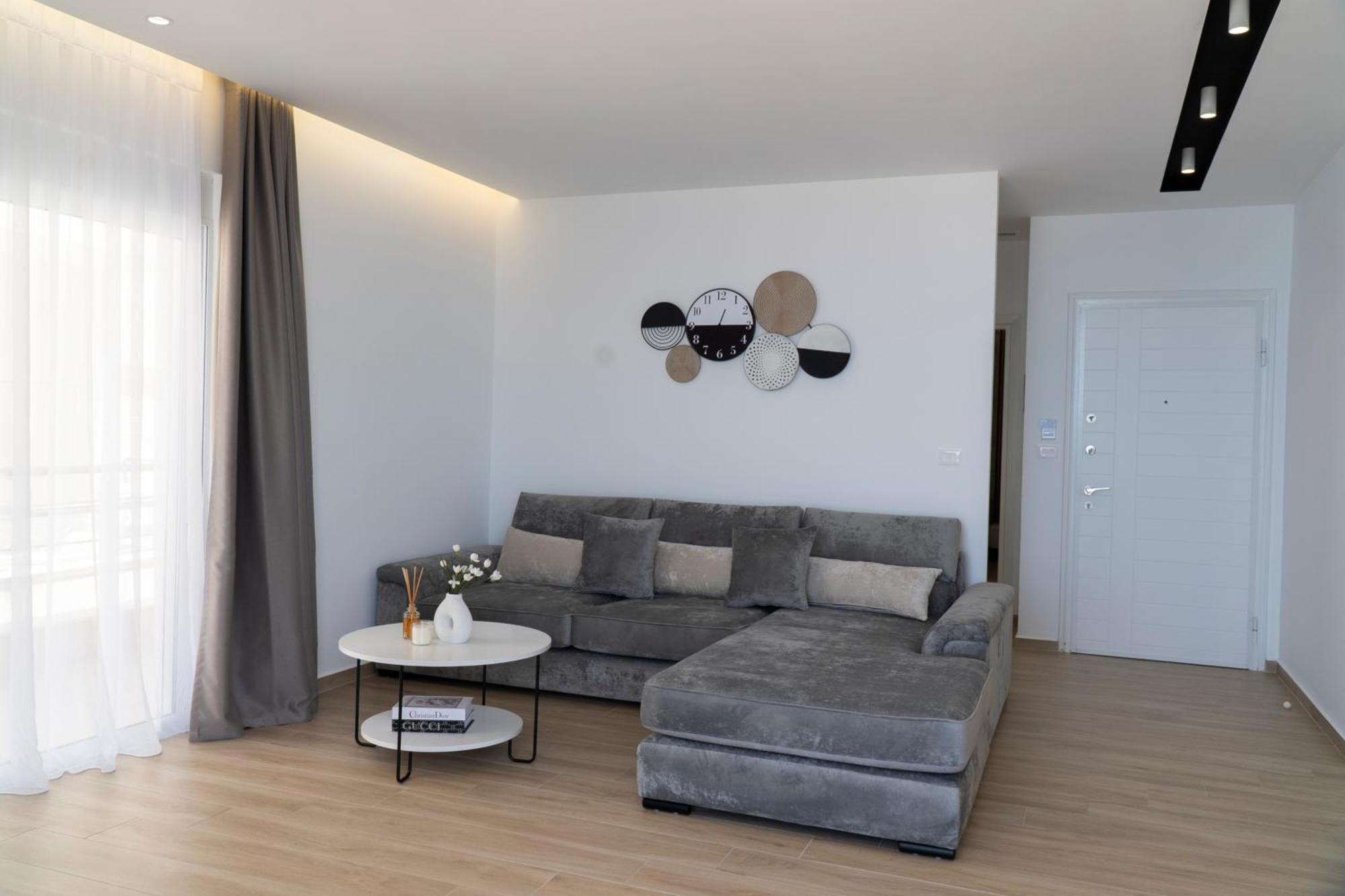 Mateo Apartments Sarandë Esterno foto