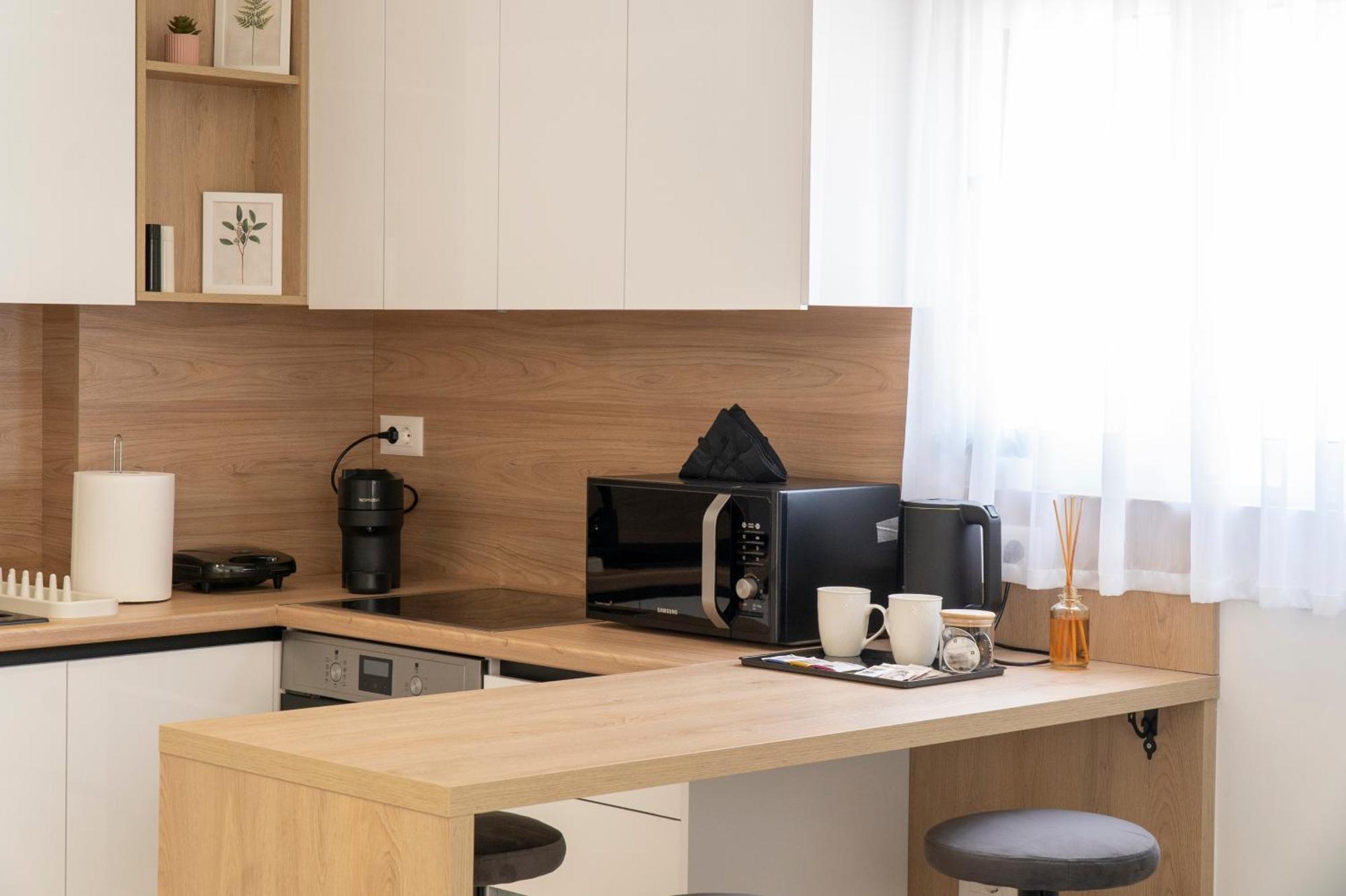 Mateo Apartments Sarandë Esterno foto