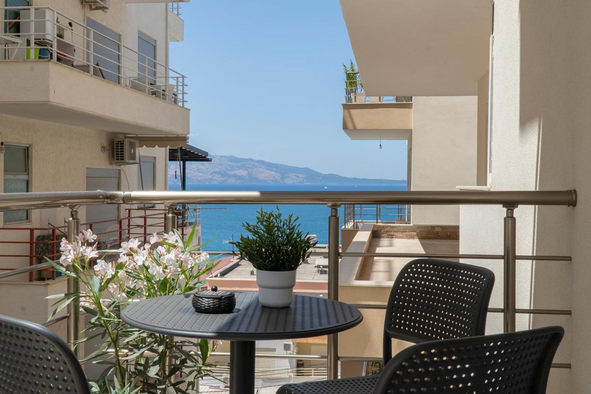 Mateo Apartments Sarandë Esterno foto